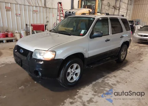 2006 Ford Escape Xlt/Xlt Sport from USA, damaged, VIN 1FMYU03196KA11342